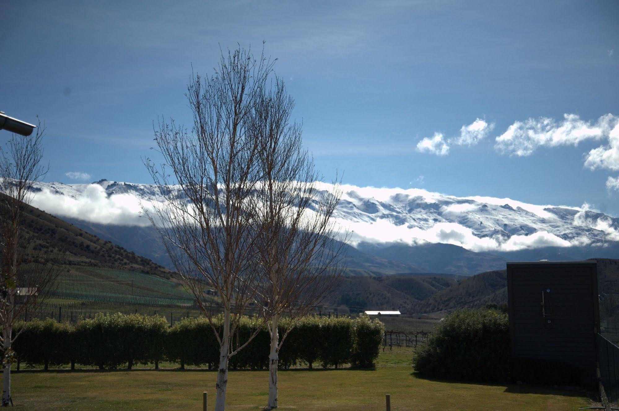 Mt Michael Lodge Cromwell Bagian luar foto